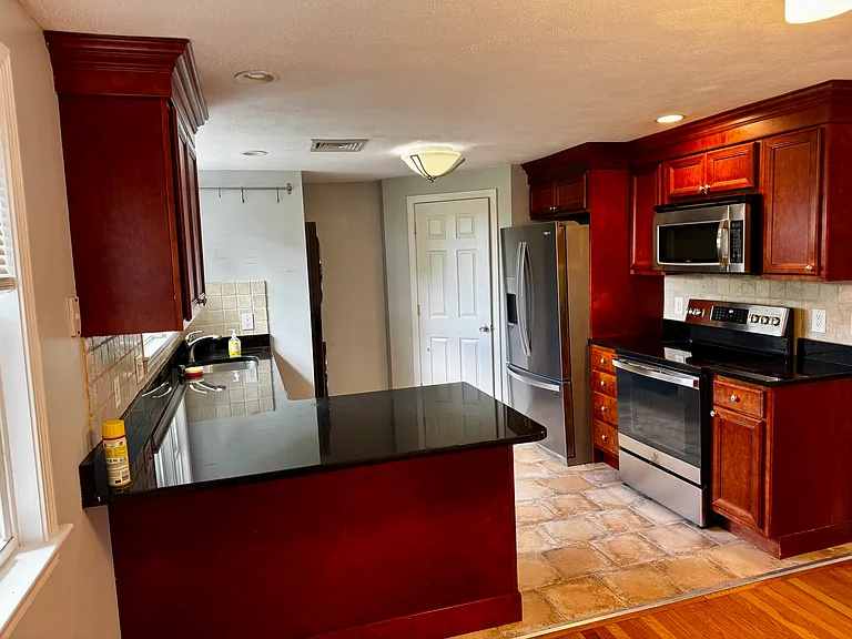 216 Palfrey St #216 — Photo 3