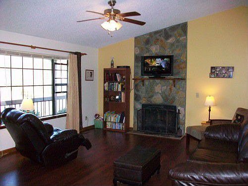 5th image of 1804 Glen Echo Rd