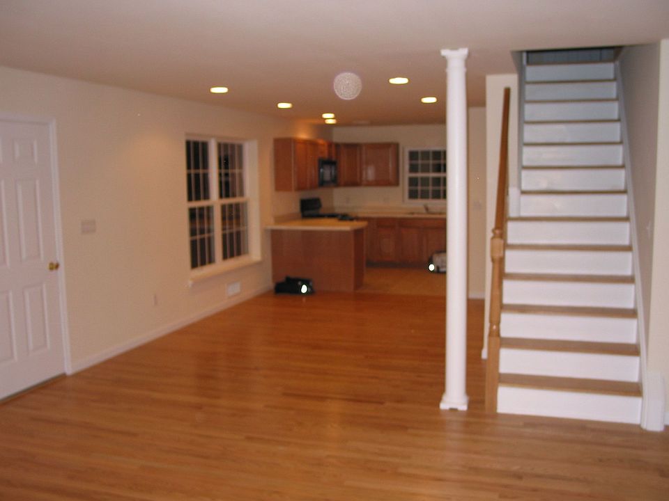 2nd image of 309 Pinebrook Dr