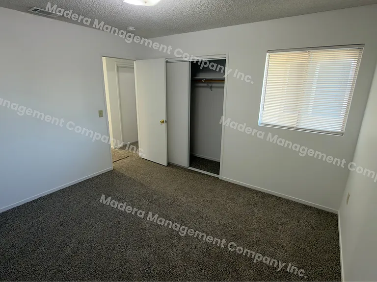 214 Stadium Rd — Photo 7