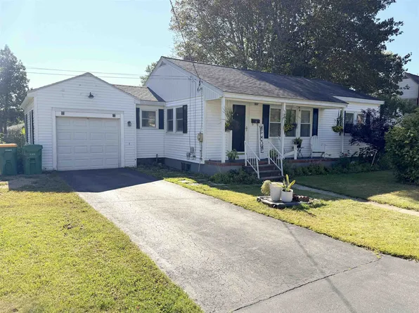 37 Adams Avenue, Rochester, NH 03867