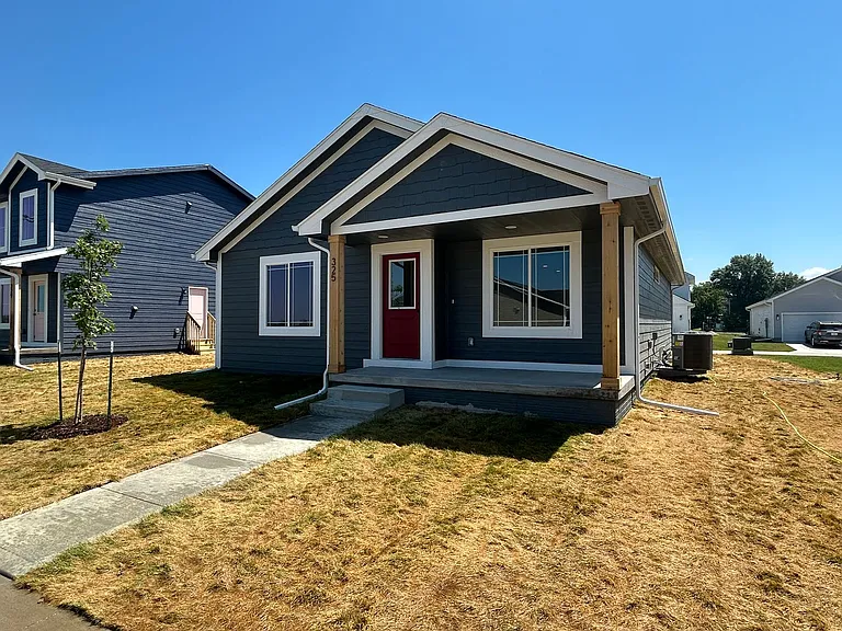 325 Freedom Way — Photo 1
