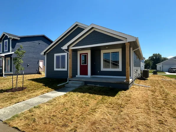 325 Freedom Way, Knoxville, IA 50138