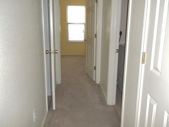 3rd image of 1318 Katelyn Cir