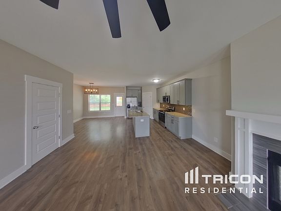 3rd image of 404 Charity Ln