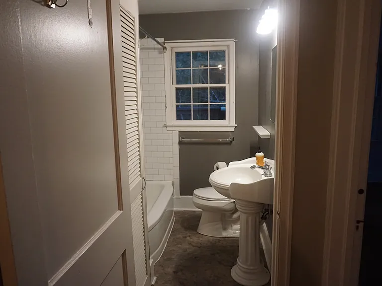 20 Devonshire Pl — Photo 12