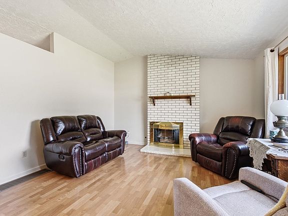 5th image of 16210 E Rich Ave