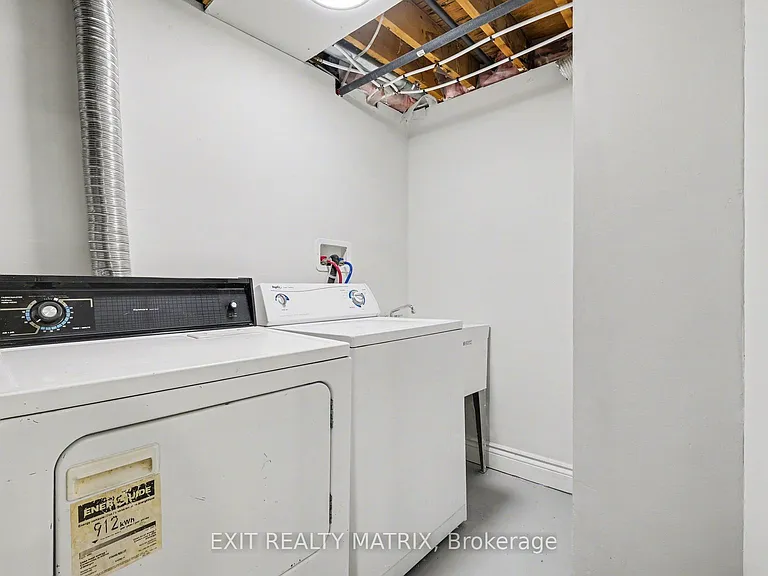 1468 Heatherington Rd #B — Photo 23