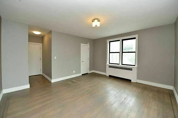 Rented by Bruma Realty LLC | media 23