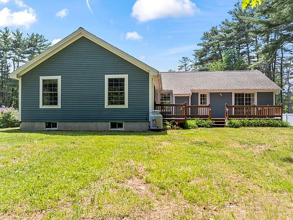 3rd image of 451 Chapel Road