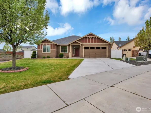 1202 Fairway Drive NE, Moses Lake, WA 98837
