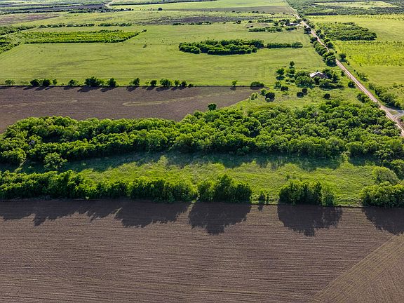 2nd image of 901 County Road 160