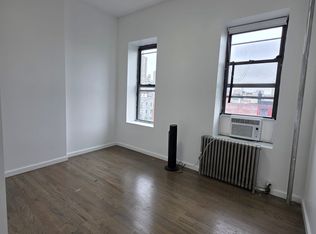 670 9th Ave #5S, New York, NY 10036