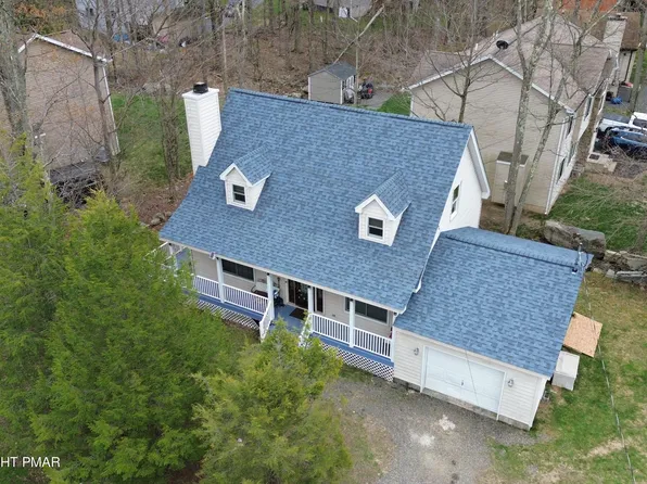 6435 Marvin Gdns, Tobyhanna, PA 18466