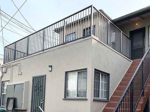 5th image of 143 Pomona Ave