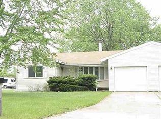 1119 River Rd, Flint, MI 48532