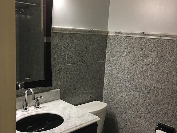 5th image of 19644 Terrace Ave APT 1N