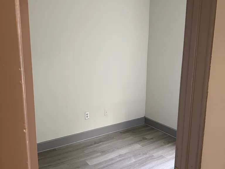 239 E Blake Ave — Photo 6