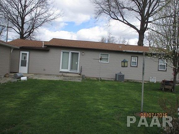 3rd image of 304 W Bishop St
