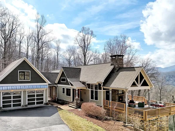 496 Weatherwatch Ln, Waynesville, NC 28786