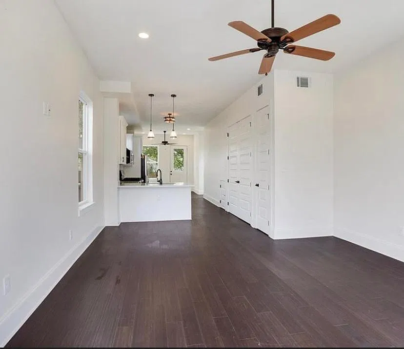 2 bed, 1386 sqft, $1,900 — Photo 2