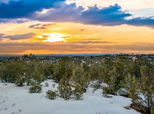 1040 Sierra Del Norte, Santa Fe, NM 87501