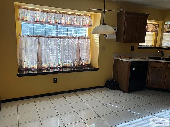5th image of 2610 Stone Pine Ct
