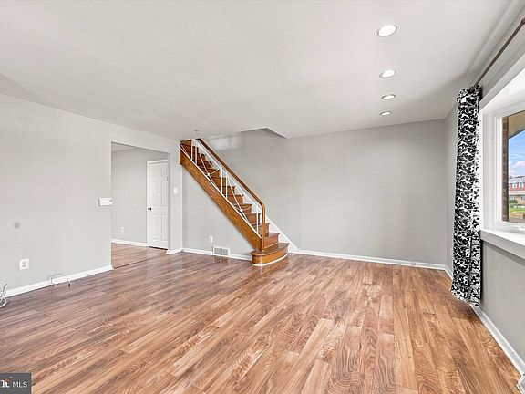 4th image of 9029 Brous Ave