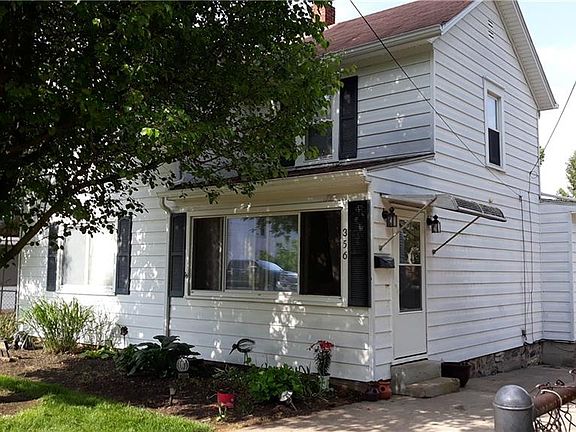 2nd image of 356 N Main St