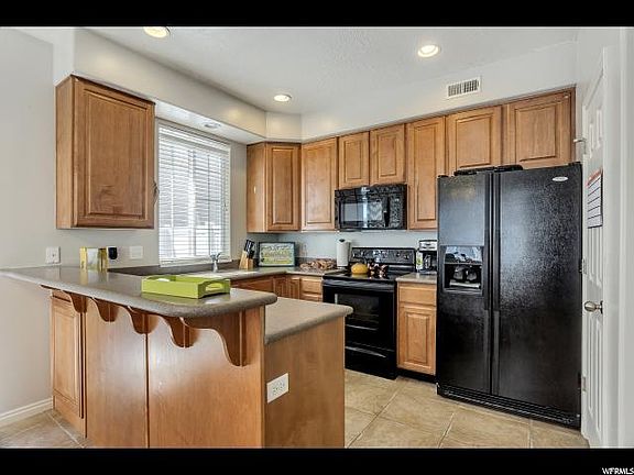 3rd image of 6939 S Tourist Ln