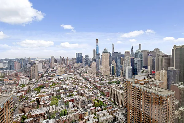 Sold by Compass | media 6