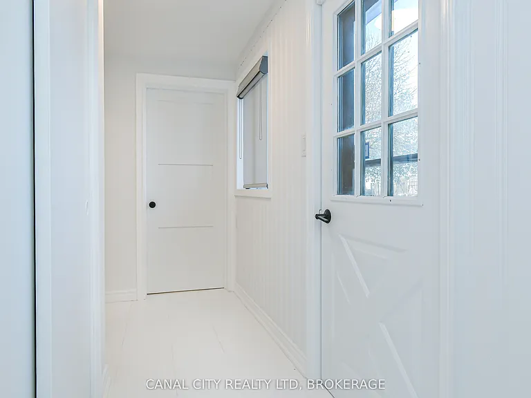 6 Colton Ave — Photo 6