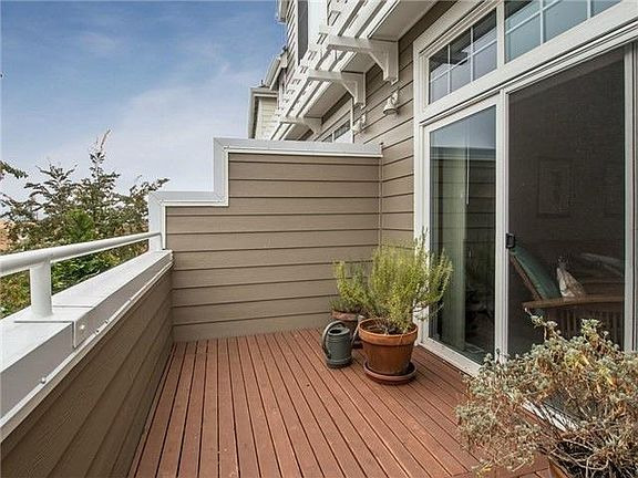 5th image of 1487 Huckleberry Cir