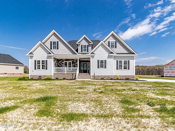 3rd image of 800 Brighton Drive