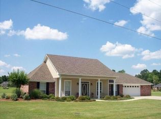 501 Parrots Beak, Sterlington, LA 71280