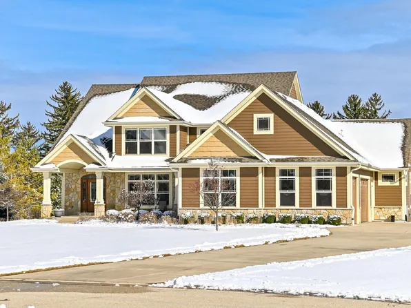 2380 Mound Zion Woods COURT, Brookfield, WI 53005