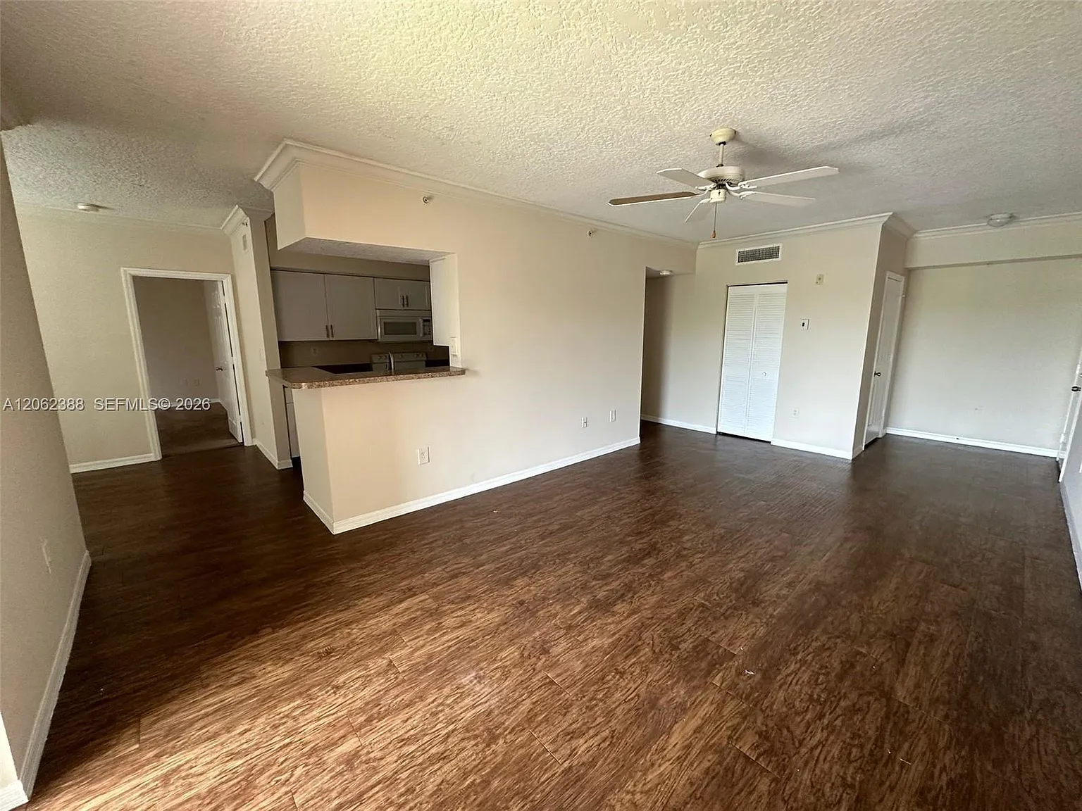 Marquesa Condo — Photo 3