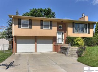 5612 S 155th St, Omaha, NE 68137