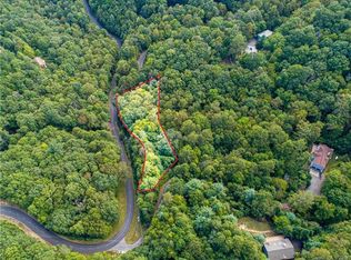 8 Poplar Forest Rd, Fairview, NC 28730