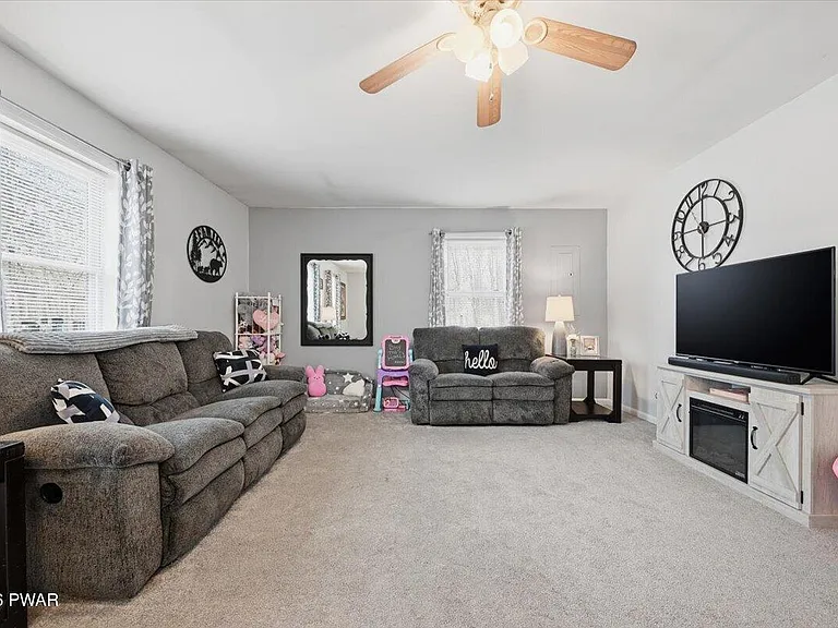 175 Oak Hill Rd — Photo 24