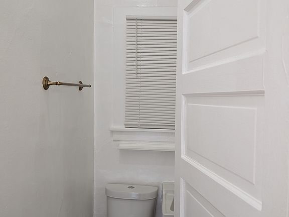 5th image of 301 N 5th St #B