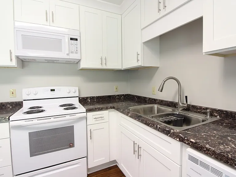 617 Palm St #B — Photo 5
