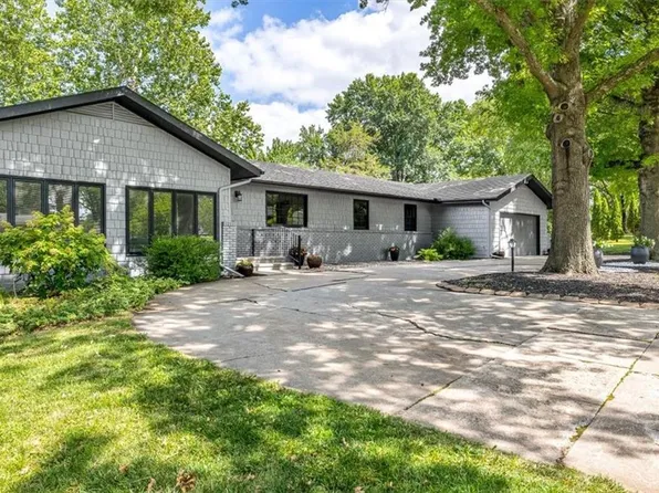 230 Concord Rd, Lawrence, KS 66049