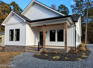 418 Manchester Rd, Mount Gilead, NC 27306