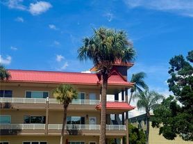 2402 Ecuadorian Way, Clearwater, FL
