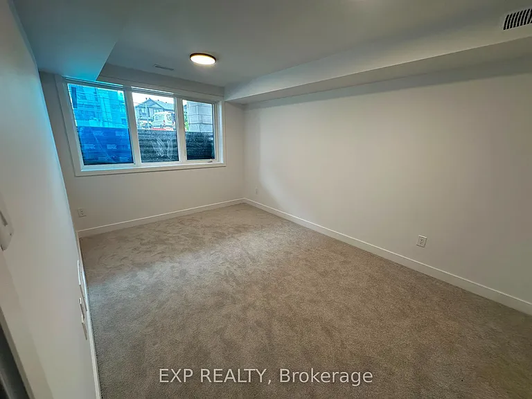 1055 Cedar Creek Dr #J — Photo 16