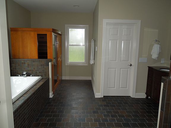 2nd image of 675 E Hedgelawn Way