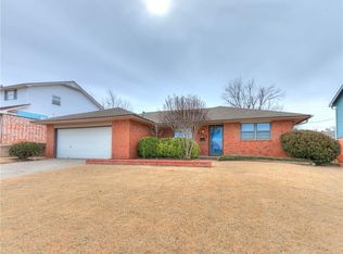 5912 Seminole Rd, Warr Acres, OK 73132