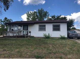 4803 44th Ave, Moline, IL 61265