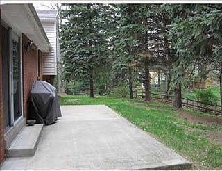 2nd image of 221 Wessex Hills Dr